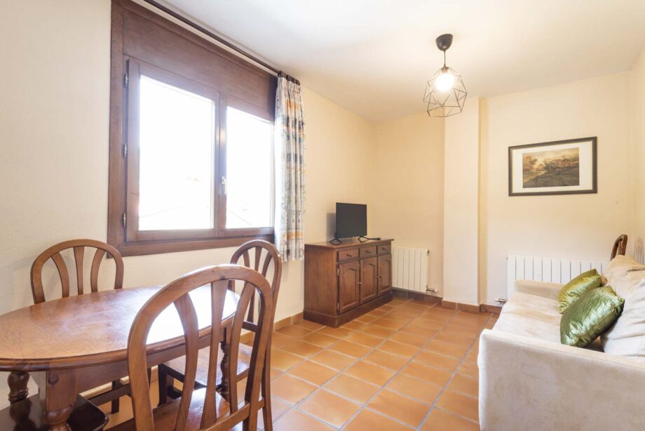 APARTAMENTO 101 (2 habitaciones dobles - 4 PAX)