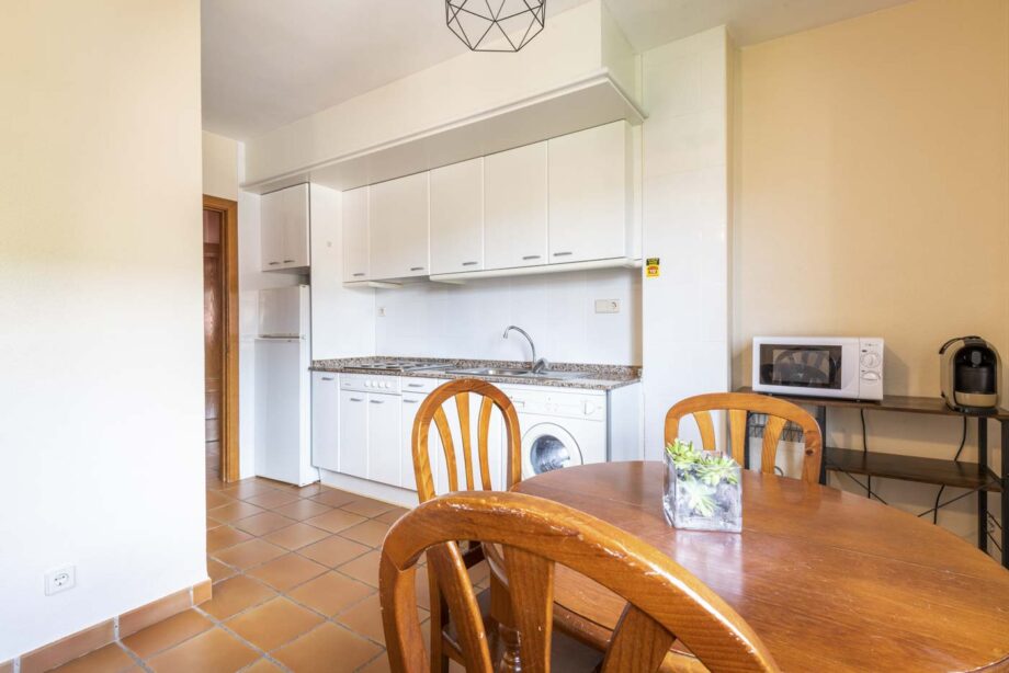 APARTAMENTO 101 (2 habitaciones dobles - 4 PAX)