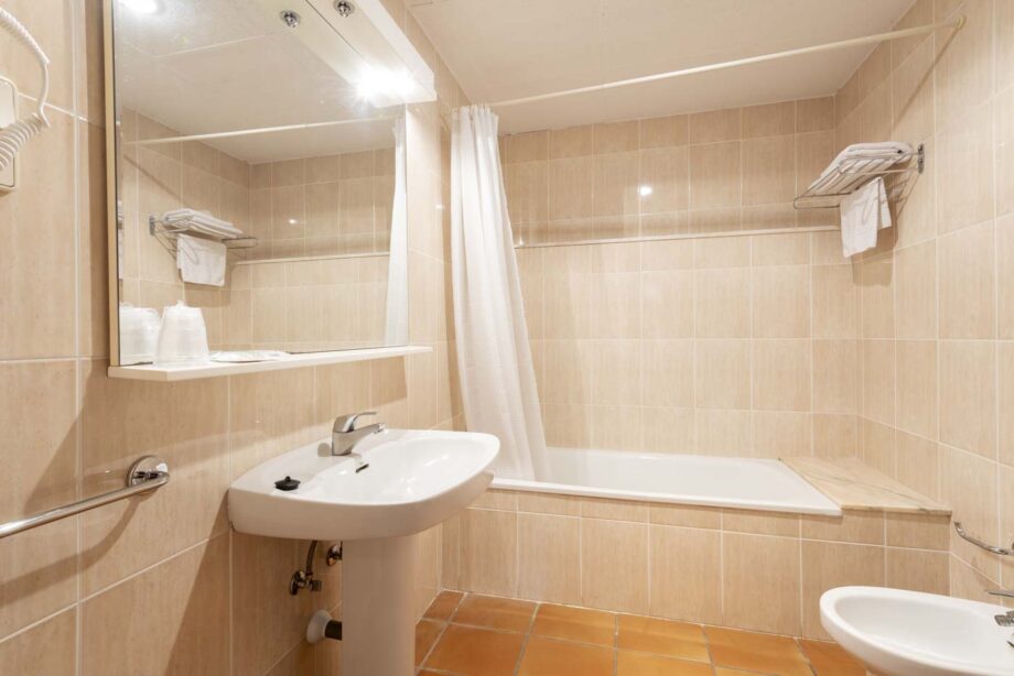 APARTAMENTO 103 (1 habitación doble - 2 PAX)