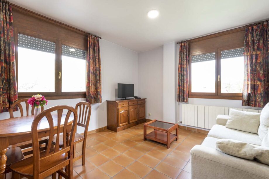 APARTAMENTO 201 (2 habitaciones dobles - 4 PAX)