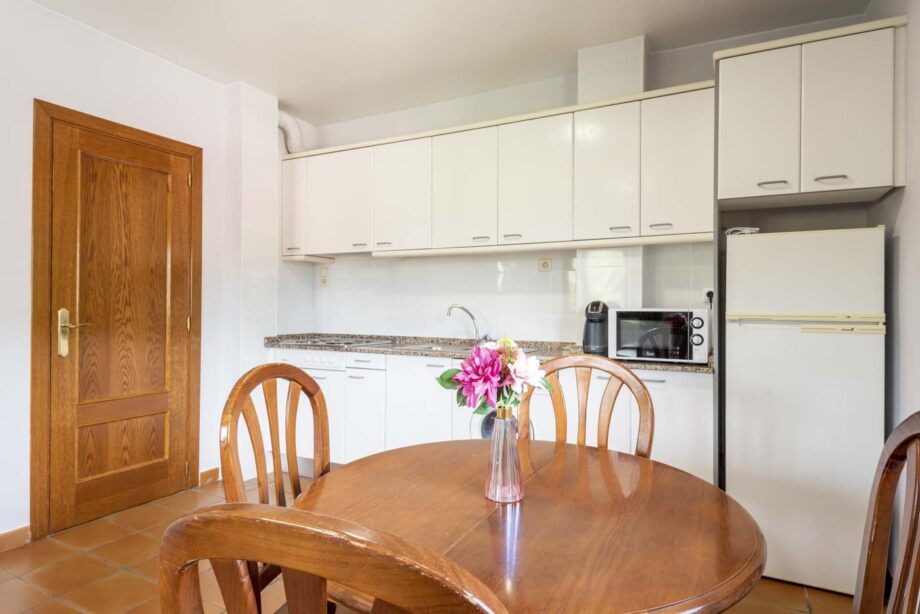 APARTAMENTO 201 (2 habitaciones dobles - 4 PAX)
