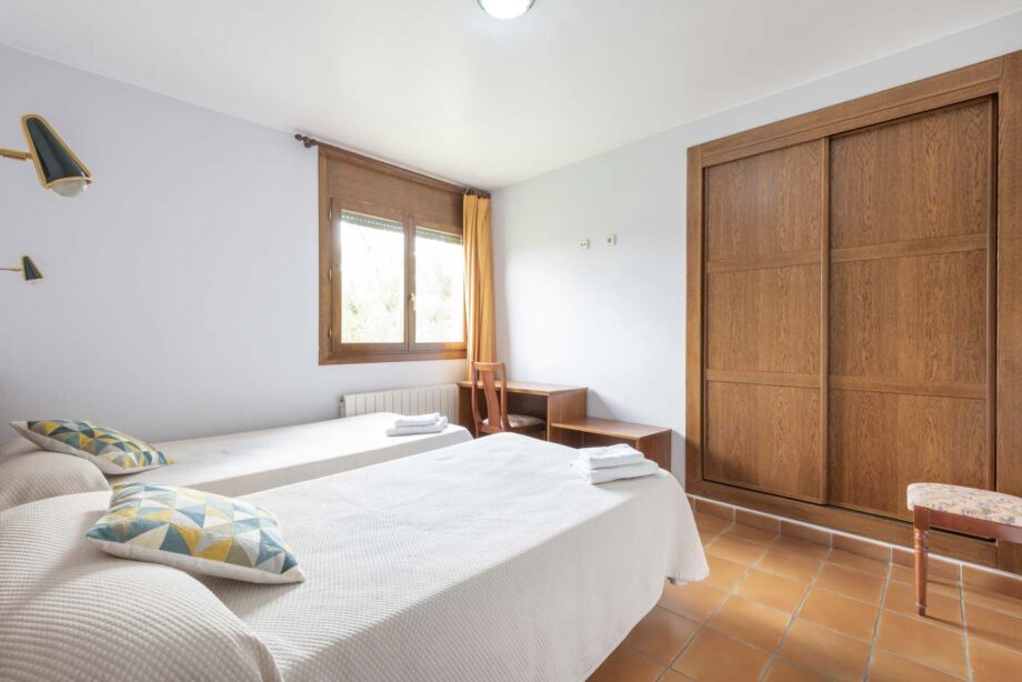 APARTAMENTO 201 (2 habitaciones dobles - 4 PAX)